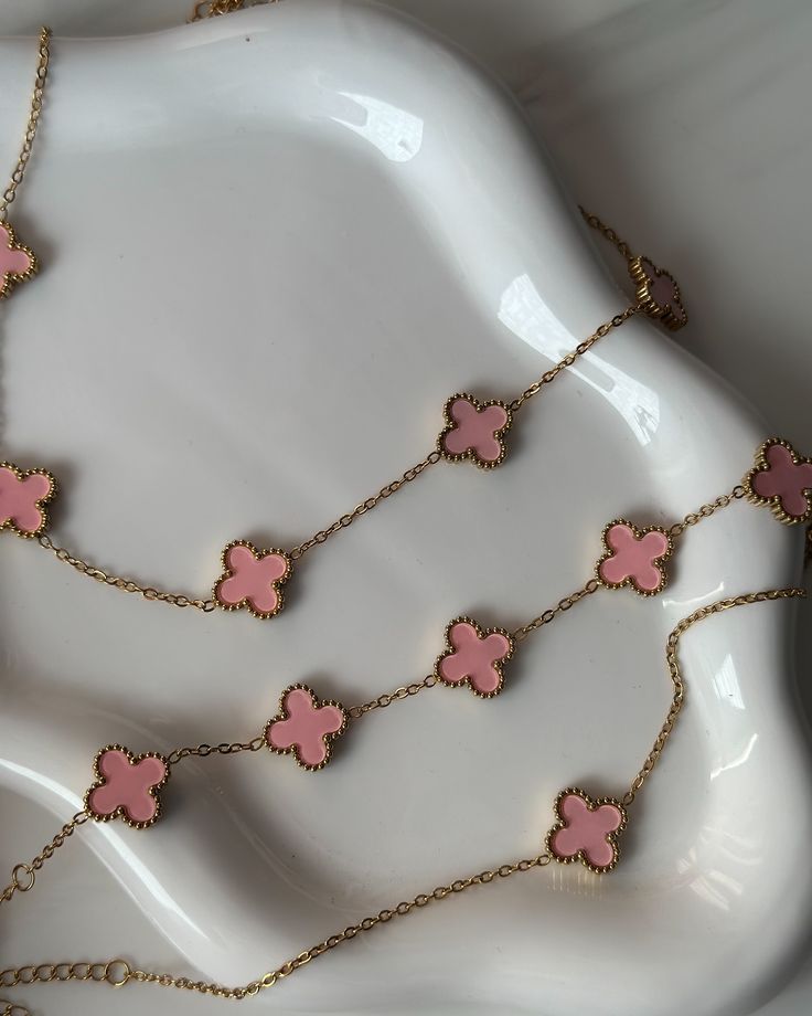 Pulsera Trébol Rosa – Baño de Oro 18K