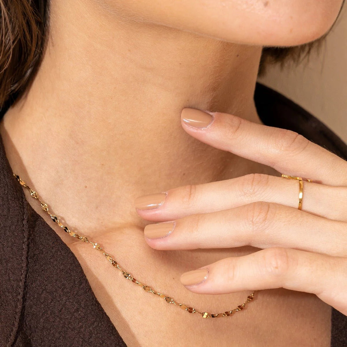 Collar ZAYA cadena Destiny con eslabones facetados, baño de oro 18K; hipoalergénico, a prueba de agua y con garantía de por vida