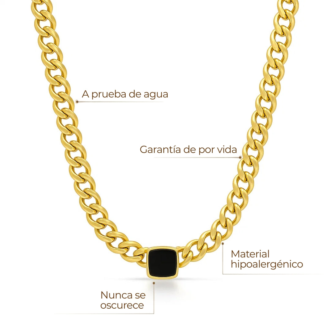 Collar ZAYA cadena grumet con ónix negro cuadrado, baño de oro 18K; a prueba de agua, no se oscurece, hipoalergénico y con garantía de por vida.