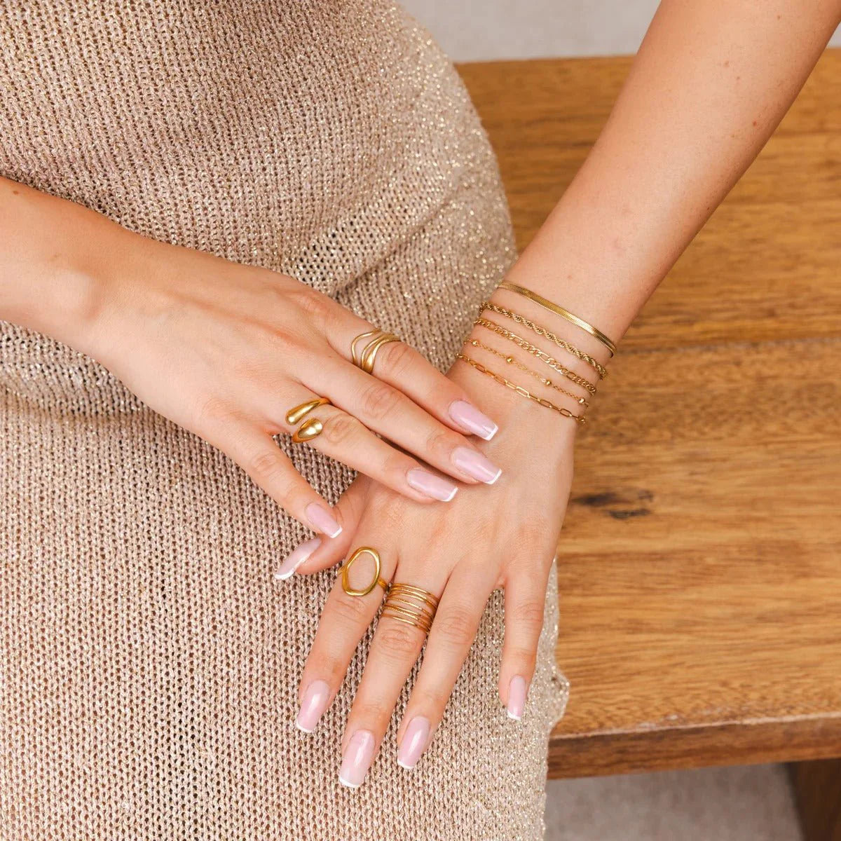 Set 5 Pulseras Glam con Zirconias – Baño de Oro 18K